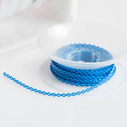 G&H USA - Dyna-Link Braces Elastomeric Power Chains Short -Non-Latex 15ft Spool - Glow Blue - G&H Orthodontics